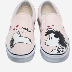 Vans girls Peanuts Snoopy Smack Pearl Slip-On